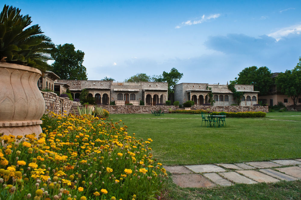 Отель Neemrana'S - Deo Bagh Гвалиор Экстерьер фото