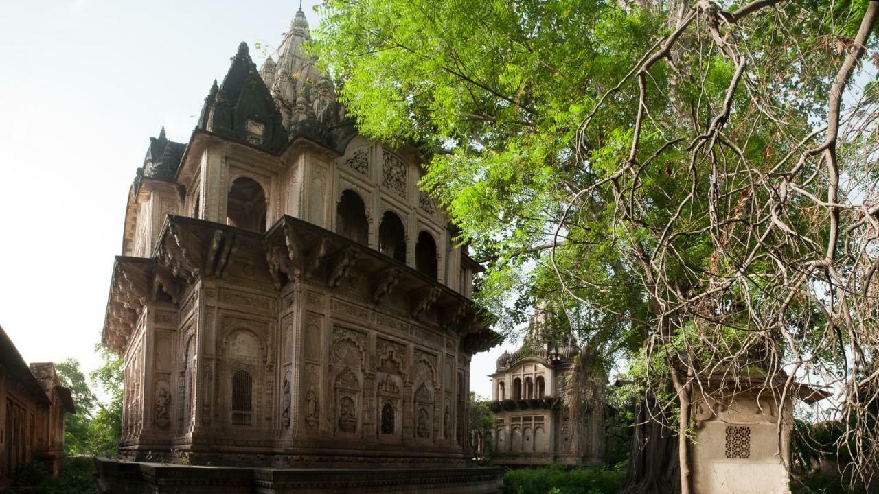 Отель Neemrana'S - Deo Bagh Гвалиор Экстерьер фото